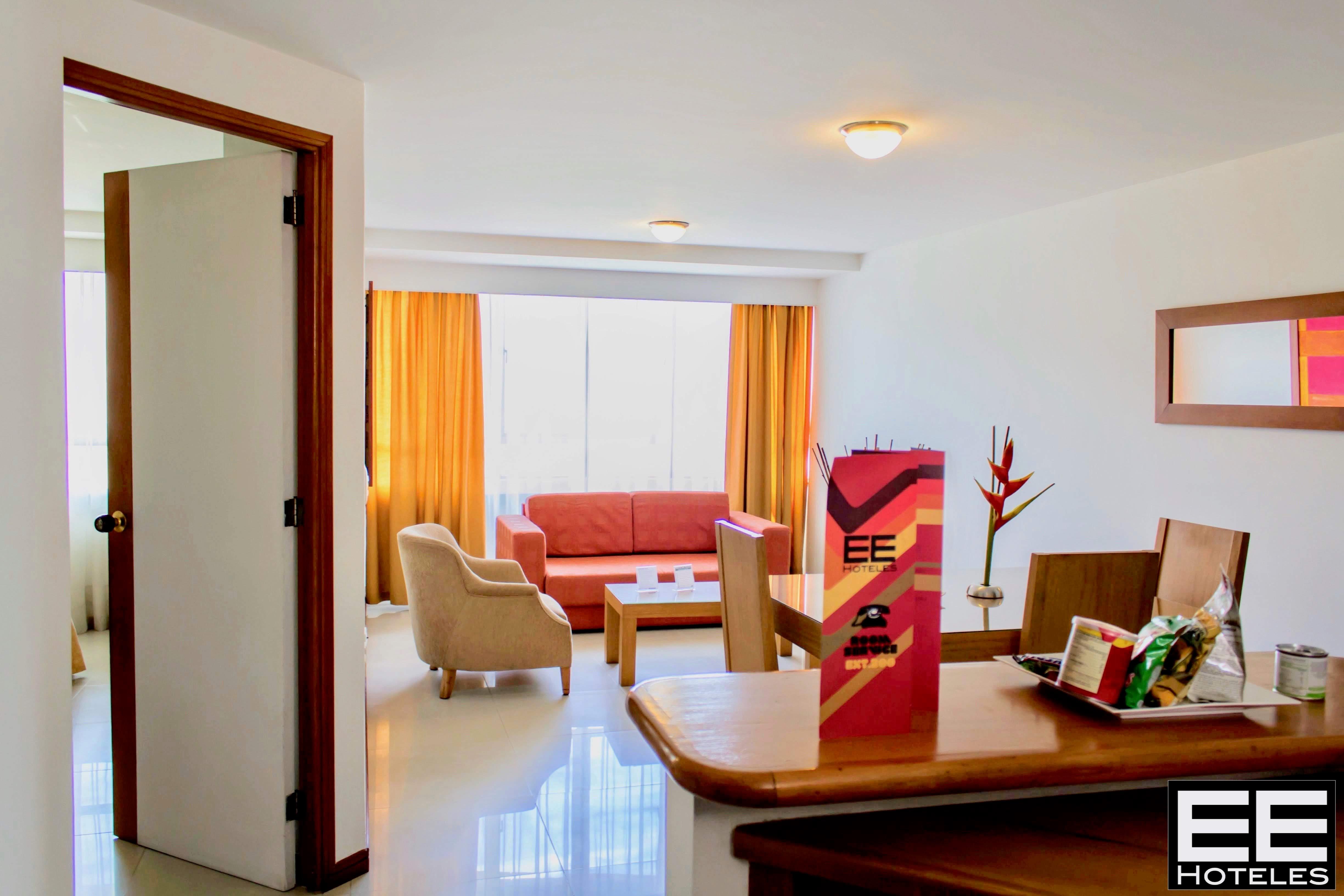 Portal Del Rodeo Apartahotel Medellín Exterior foto