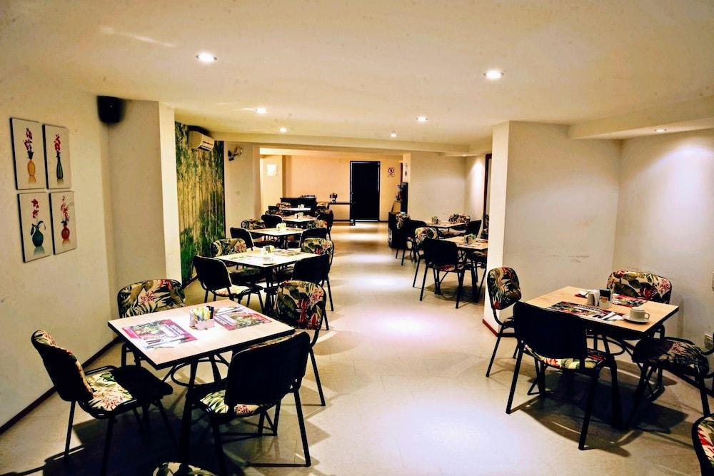 Portal Del Rodeo Apartahotel Medellín Exterior foto